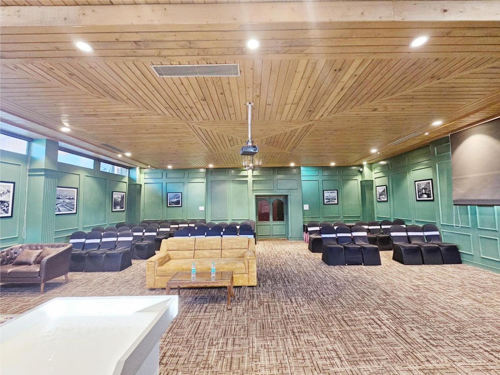 The Walnut Creek Pahalgam Hotel Eksteriør billede